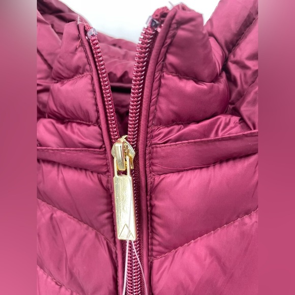 GALLERY New York women puffer vest/ jacket - Picture 3 of 9